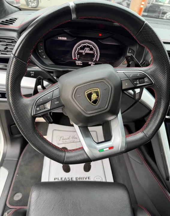 2019 Lamborghini Urus - Image 4 of 10
