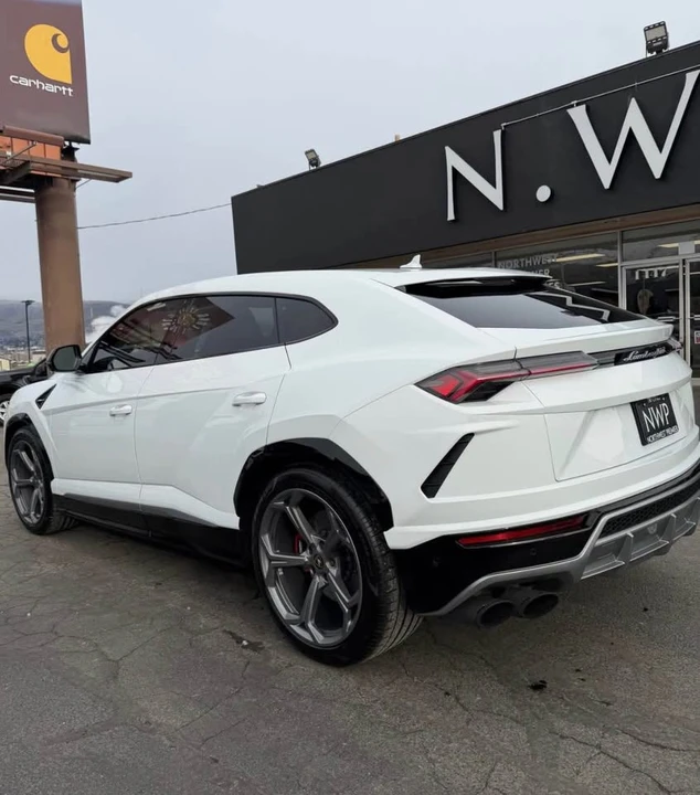 2019 Lamborghini Urus - Image 5 of 10