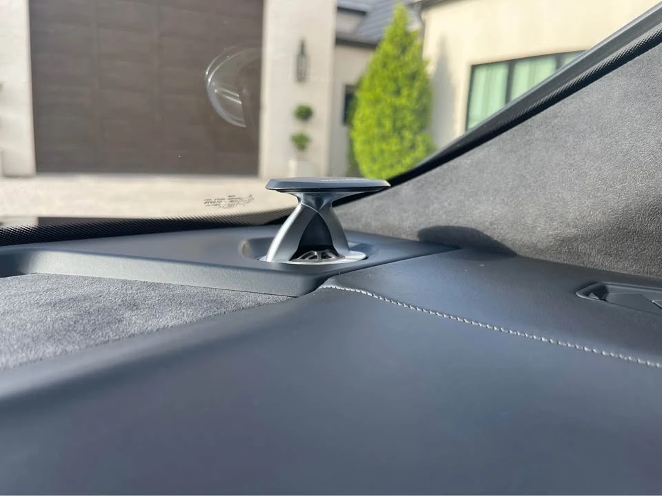 2019 Lamborghini Urus - Image 9 of 17
