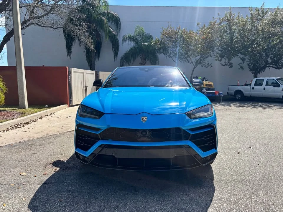 2019 Lamborghini Urus - Image 5 of 9