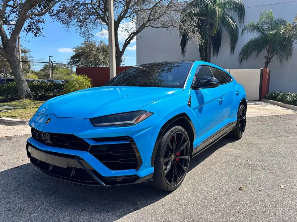 2019 Lamborghini Urus - Image 6 of 9