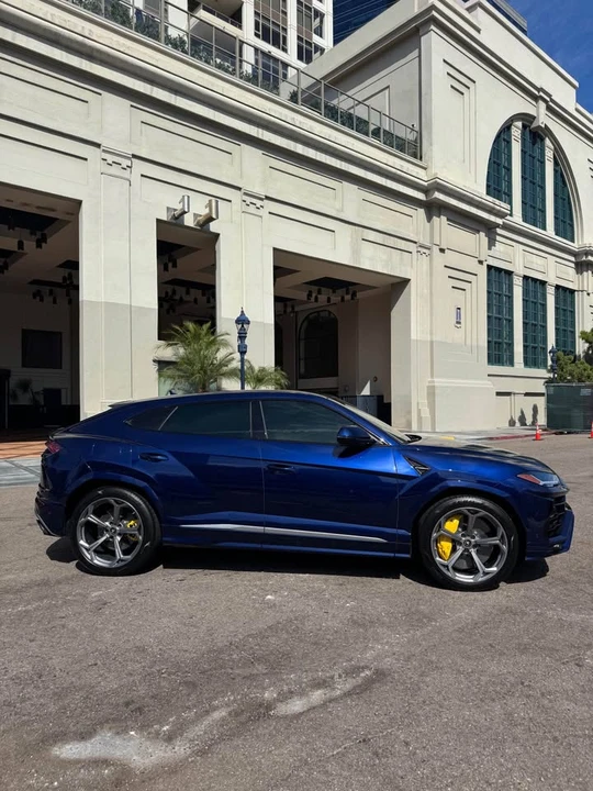 2019 Lamborghini Urus - Image 4 of 14