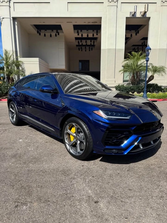 2019 Lamborghini Urus - Image 3 of 14