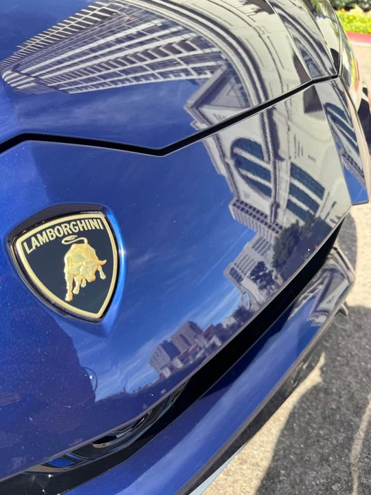 2019 Lamborghini Urus - Image 12 of 14
