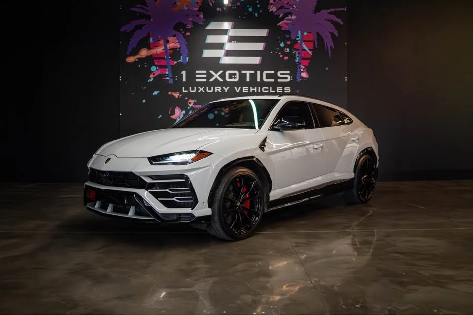 2019 Lamborghini Urus - Image 2 of 14