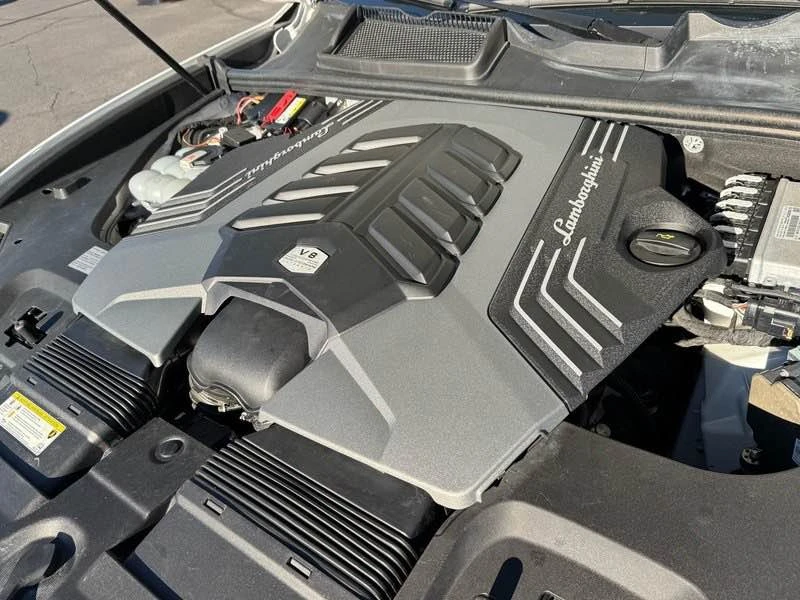 2019 Lamborghini Urus - Image 9 of 20