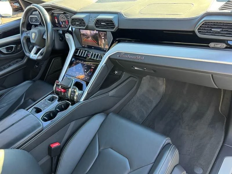 2019 Lamborghini Urus - Image 8 of 20