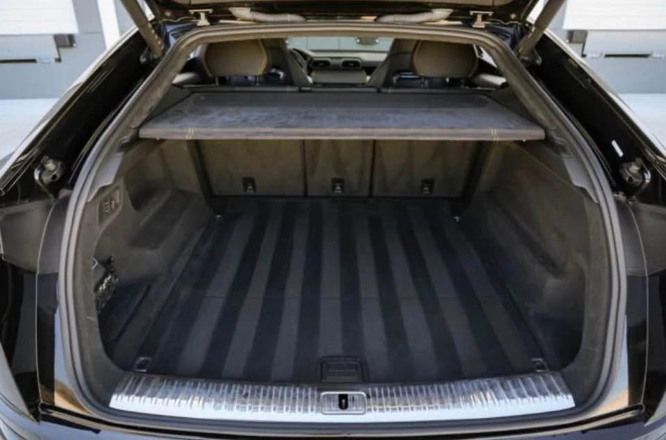 2019 Lamborghini Urus - Image 9 of 15