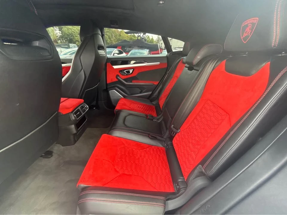 2019 Lamborghini Urus - Image 8 of 8