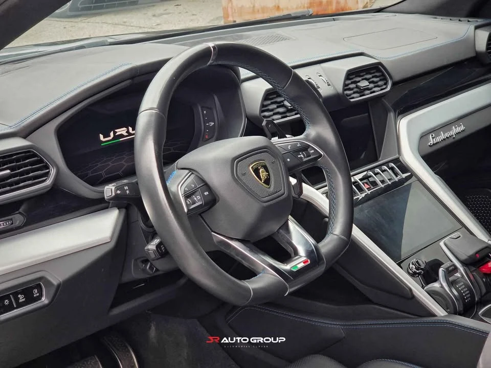2019 Lamborghini Urus - Image 11 of 20