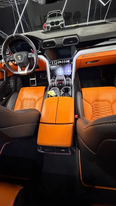 2019 Lamborghini Urus - Image 14 of 19