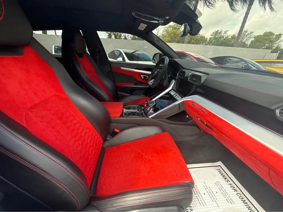 2019 Lamborghini Urus - Image 5 of 8