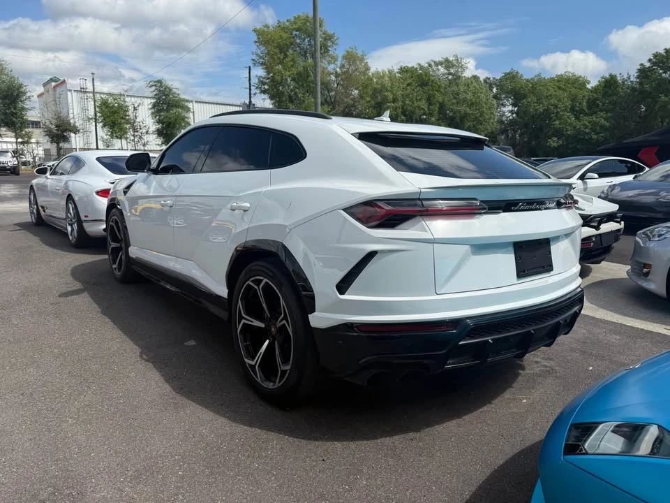 2019 Lamborghini Urus - Image 3 of 8