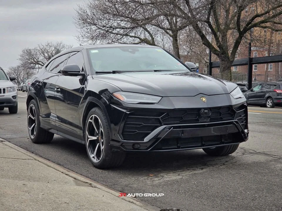 2019 Lamborghini Urus - Image 2 of 20