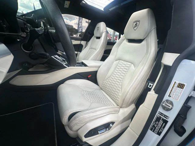2019 Lamborghini Urus - Image 7 of 15