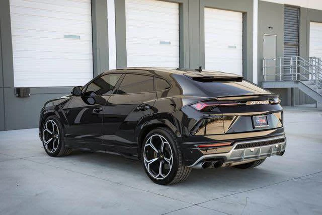 2019 Lamborghini Urus - Image 3 of 20