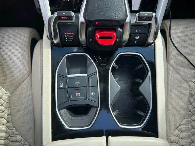 2019 Lamborghini Urus - Image 14 of 15