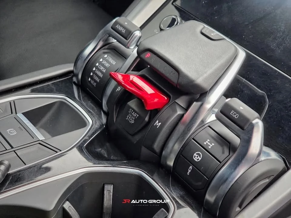 2019 Lamborghini Urus - Image 13 of 20