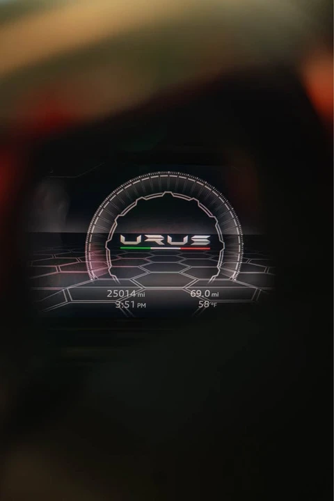 2019 Lamborghini Urus - Image 14 of 14