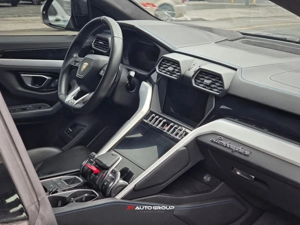 2019 Lamborghini Urus - Image 7 of 20