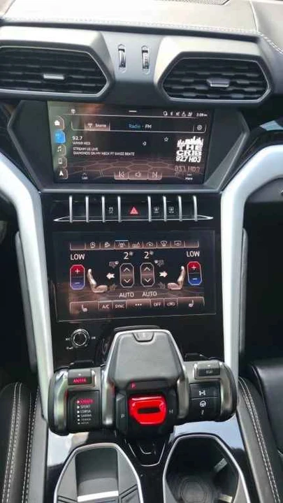 2019 Lamborghini Urus - Image 13 of 16