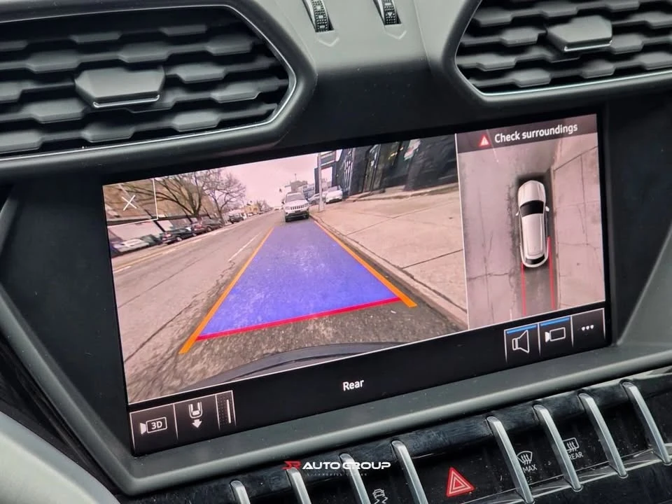 2019 Lamborghini Urus - Image 17 of 20