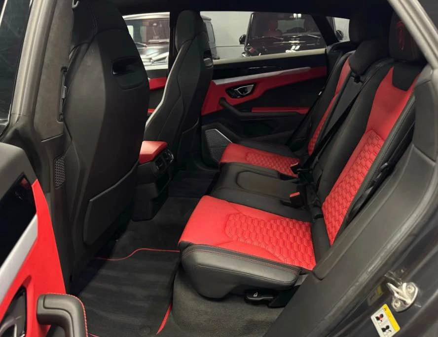 2019 Lamborghini Urus - Image 11 of 13