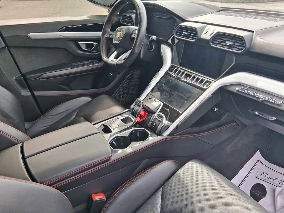 2019 Lamborghini Urus - Image 5 of 7
