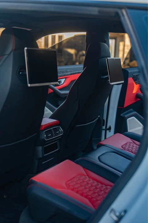2019 Lamborghini Urus - Image 11 of 16