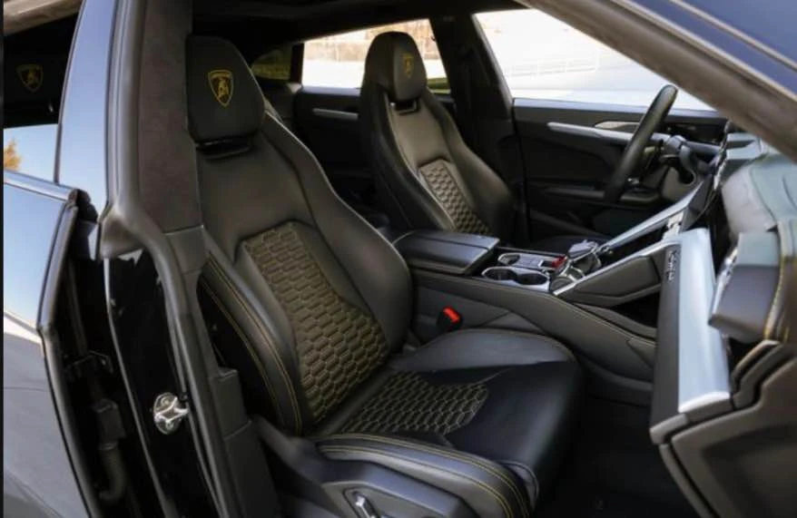 2019 Lamborghini Urus - Image 7 of 15