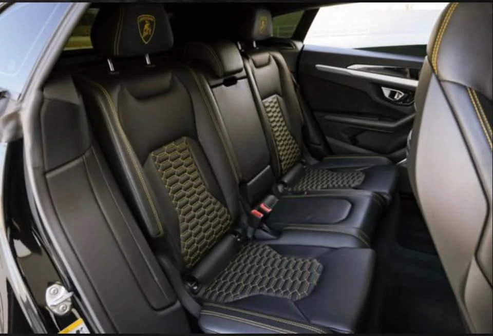 2019 Lamborghini Urus - Image 8 of 15
