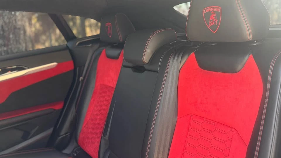 2019 Lamborghini Urus - Image 11 of 15