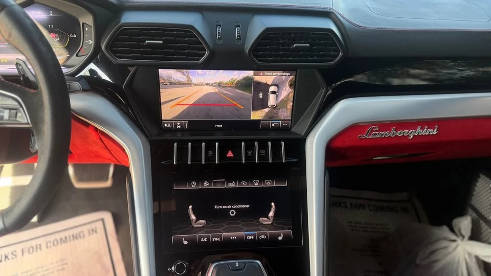 2019 Lamborghini Urus - Image 14 of 15