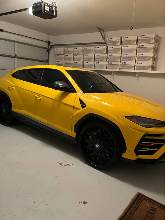 2019 Lamborghini Urus - Image 2 of 6