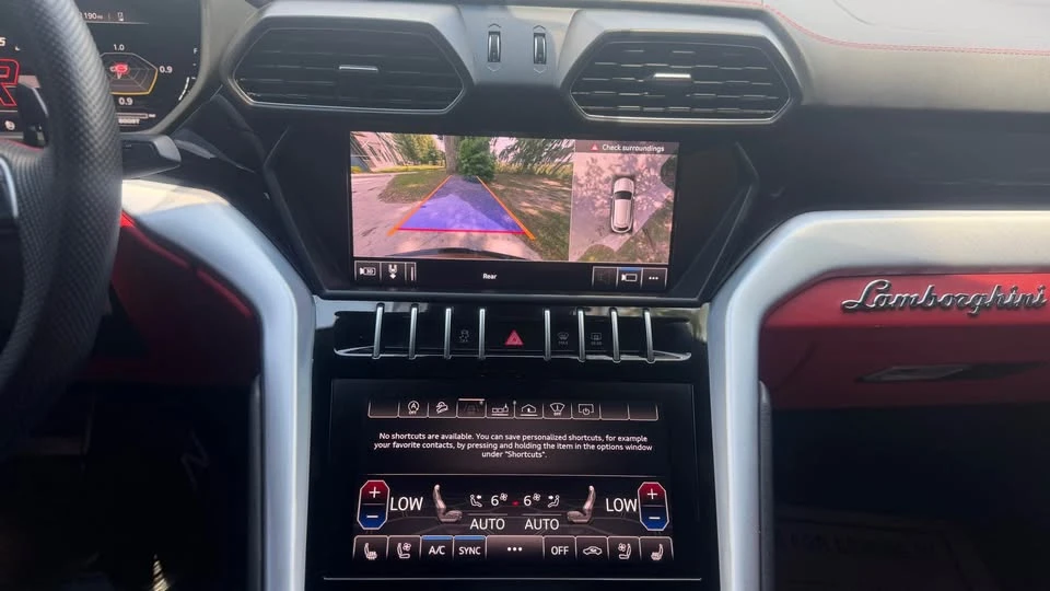 2019 Lamborghini Urus - Image 15 of 16