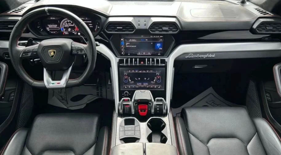 2019 Lamborghini Urus - Image 6 of 6