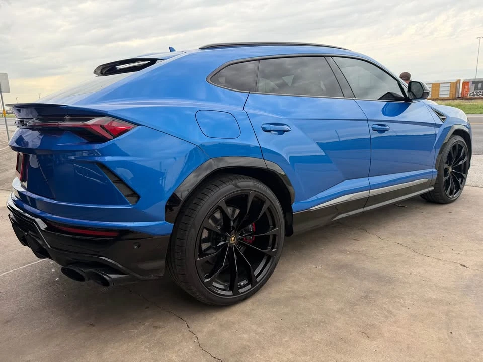 2019 Lamborghini Urus - Image 4 of 14
