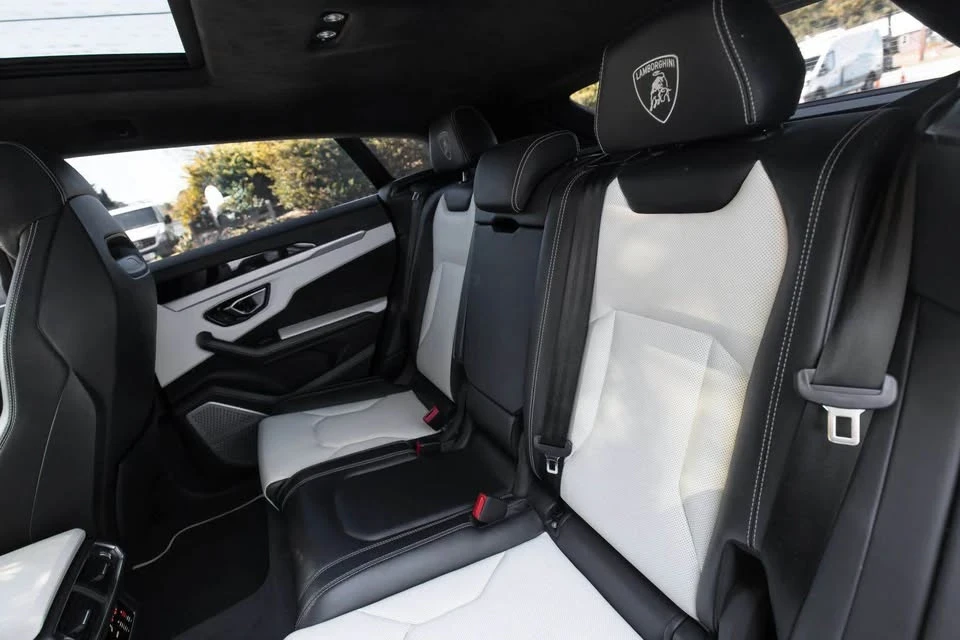 2019 Lamborghini Urus - Image 19 of 20
