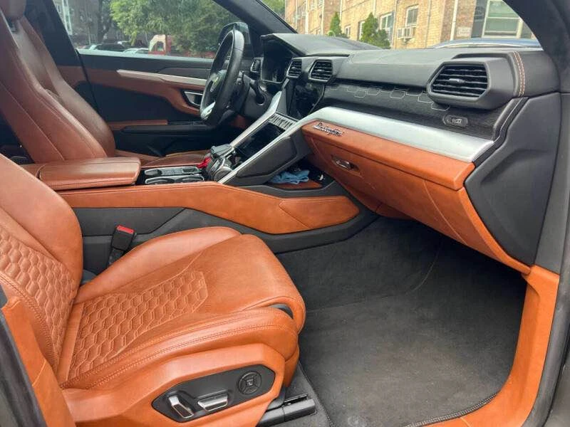 2019 Lamborghini Urus - Image 15 of 20
