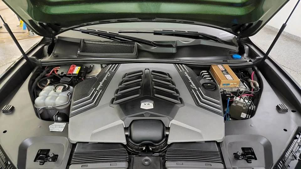 2019 Lamborghini Urus - Image 16 of 16