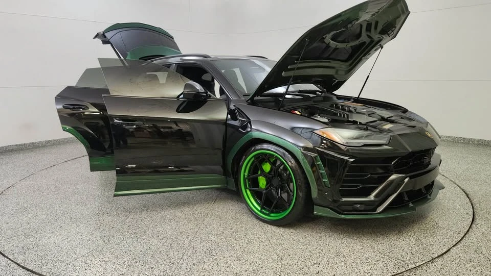 2019 Lamborghini Urus - Image 7 of 16