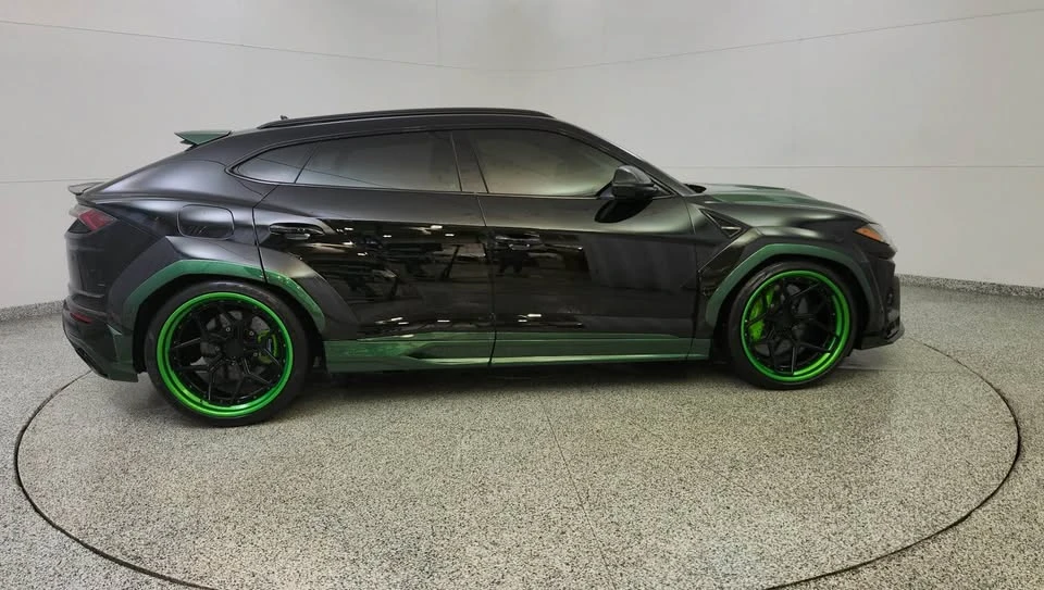 2019 Lamborghini Urus - Image 6 of 16