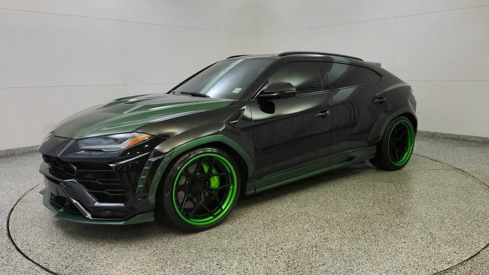 2019 Lamborghini Urus - Image 3 of 16