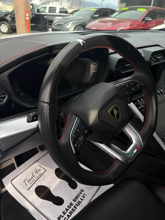 2019 Lamborghini Urus - Image 7 of 18