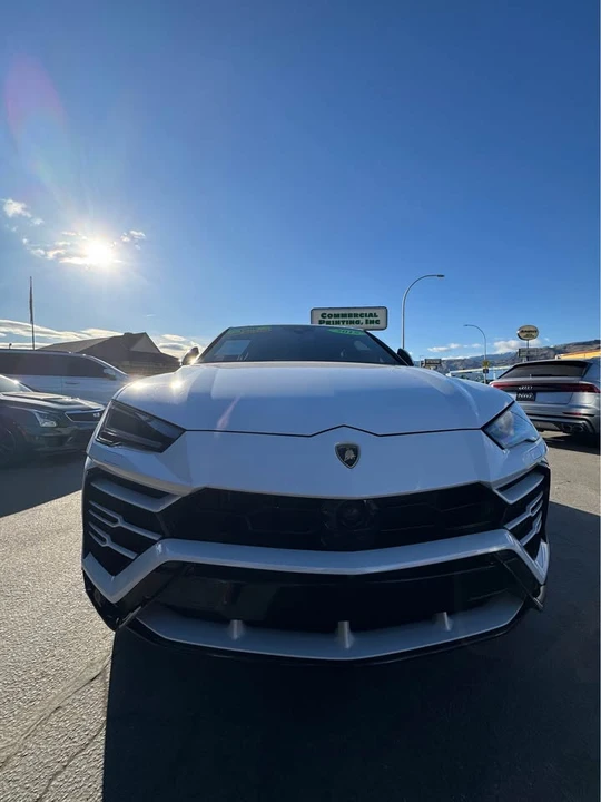 2019 Lamborghini Urus - Image 2 of 9