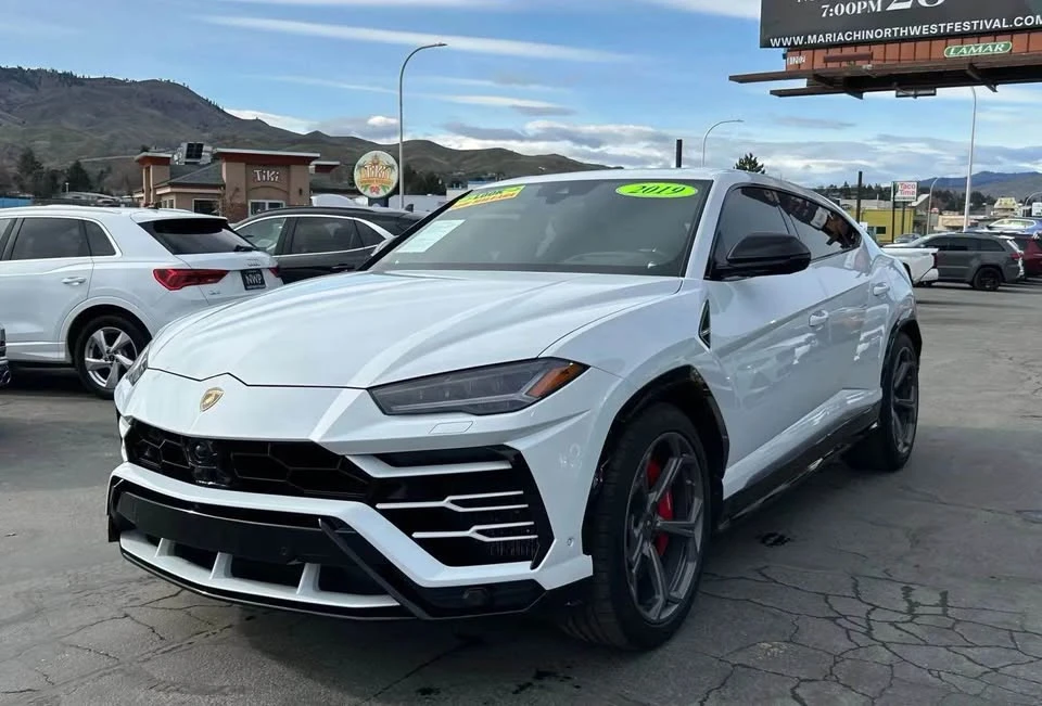 2019 Lamborghini Urus - Image 3 of 8