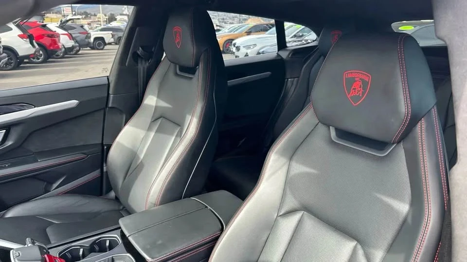2019 Lamborghini Urus - Image 5 of 8