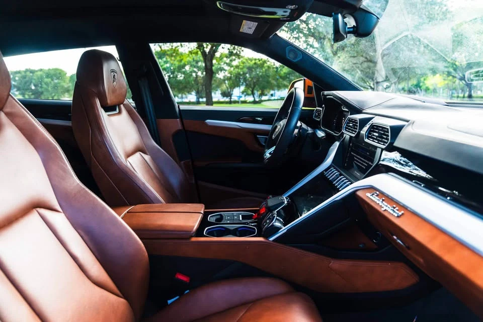 2019 Lamborghini Urus - Image 13 of 19