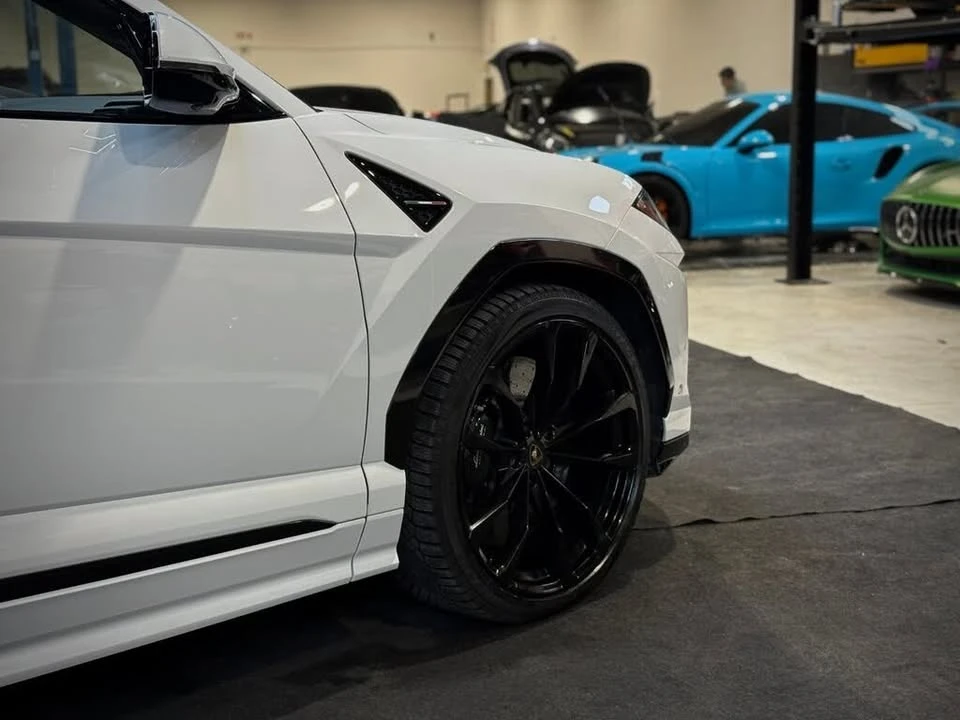 2019 Lamborghini Urus - Image 9 of 20
