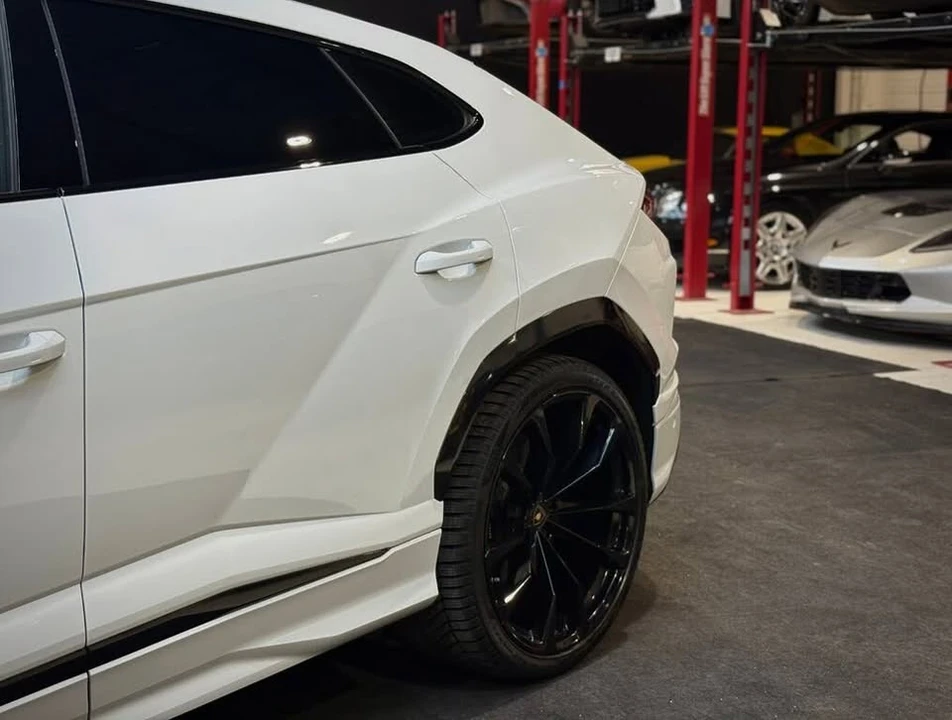2019 Lamborghini Urus - Image 4 of 20